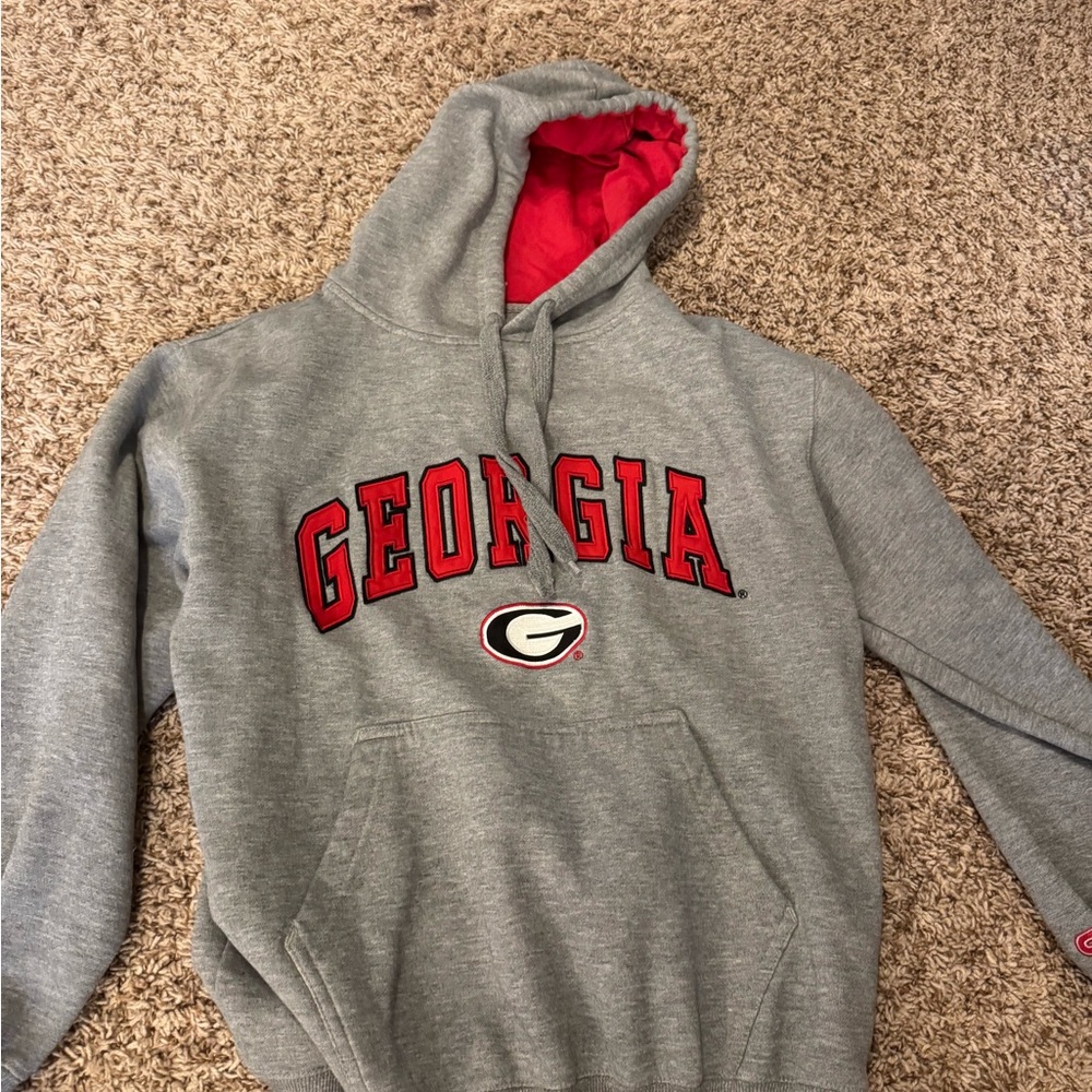 Colosseum Gray Hoodie with Red Georgia Logo